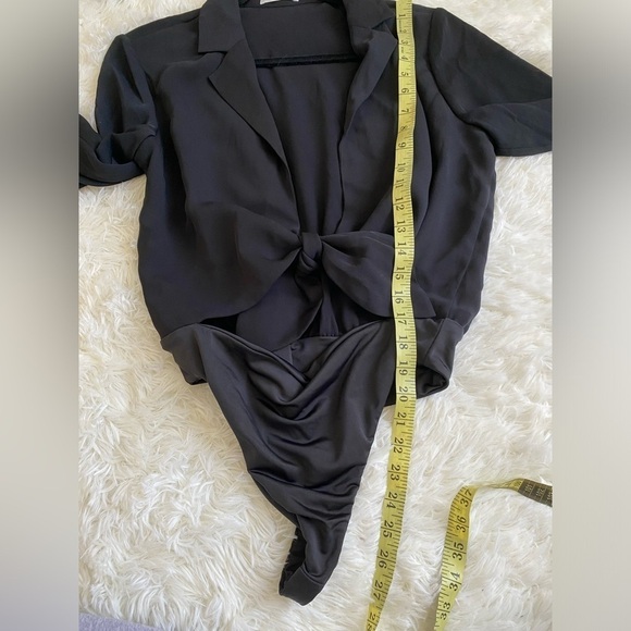 Aritzia Babaton Ace Bodysuit - Picture 10 of 10